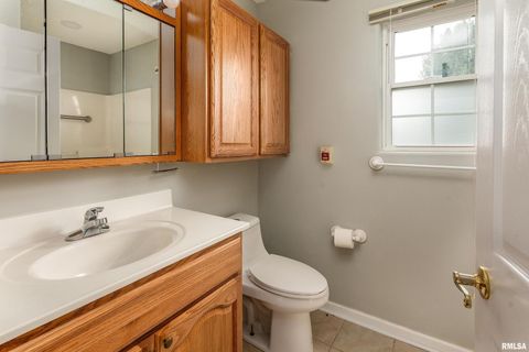 Tiny photo for 1500 APACHE Drive, Marion, IL 62959 (MLS # QC4268351)