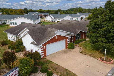 Tiny photo for 1500 APACHE Drive, Marion, IL 62959 (MLS # QC4268351)