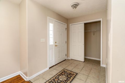 Tiny photo for 1500 APACHE Drive, Marion, IL 62959 (MLS # QC4268351)