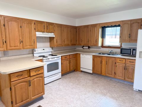 Tiny photo for 105 Evergreen Drive, Anna, IL 62906 (MLS # 12590952)