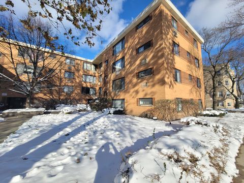 Tiny photo for 2700 W LUNT Avenue #201, Chicago, IL 60645 (MLS # 12528178)