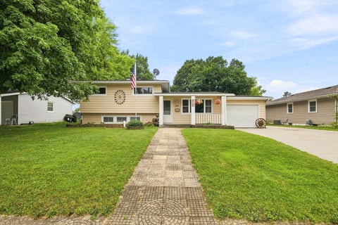 Photo of 415 Maple Drive, Morris, IL 60450 (MLS # 12718050)
