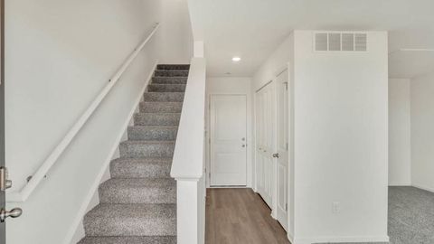 Tiny photo for 427 lakeshore Court, St. Charles, IL 60174 (MLS # 12562947)