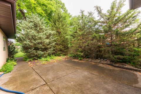 Tiny photo for 525 Bunning Drive, Downers Grove, IL 60516 (MLS # 12406902)