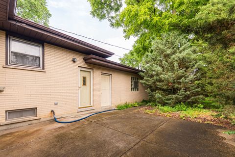 Tiny photo for 525 Bunning Drive, Downers Grove, IL 60516 (MLS # 12406902)