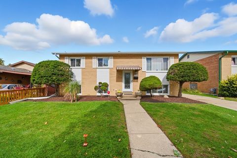 Tiny photo for 3404 W 125th Street, Alsip, IL 60803 (MLS # 12497135)