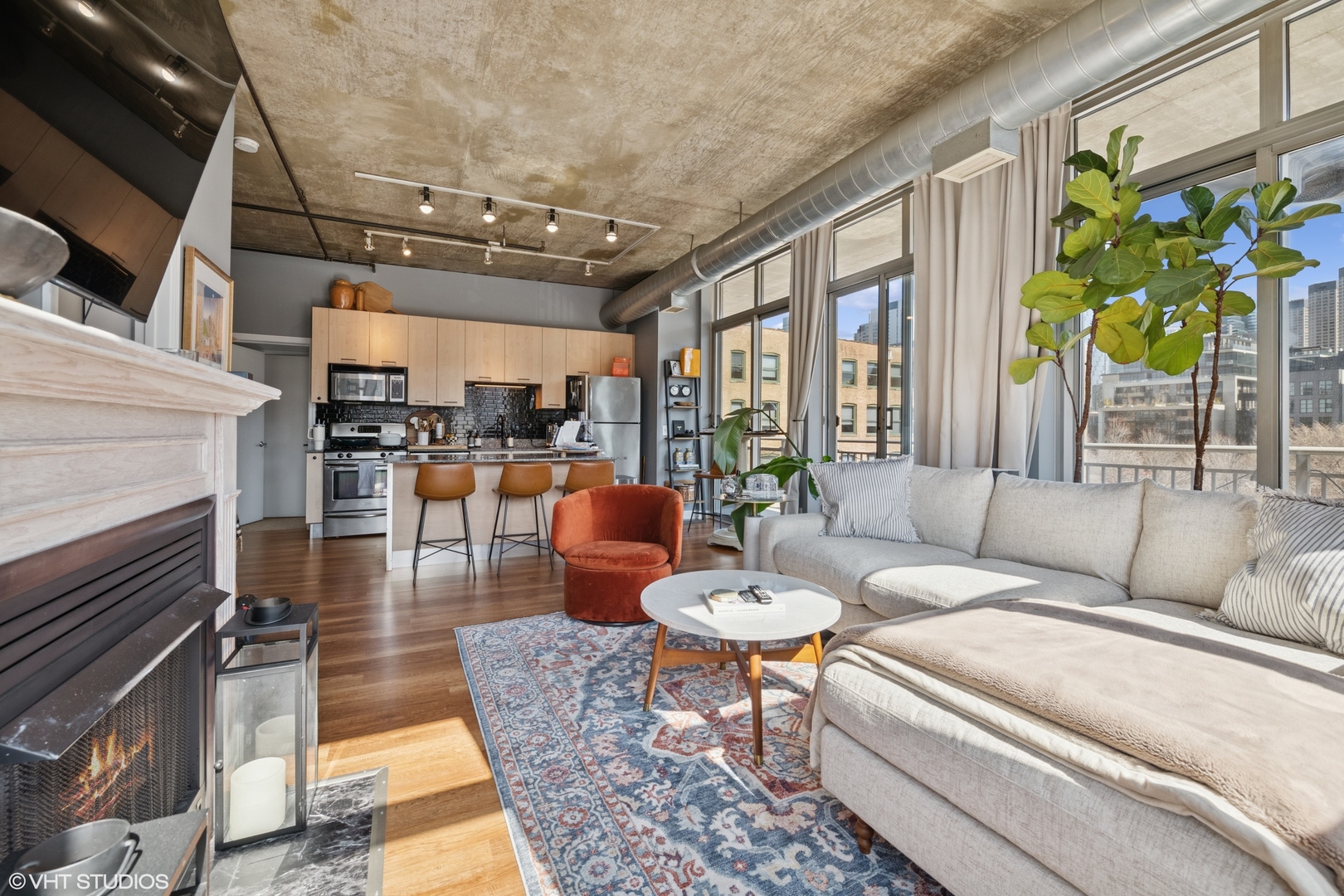 111 S Morgan Street 415