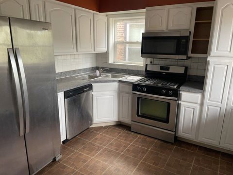 Tiny photo for 4808 S Dorchester Avenue #3N, Chicago, IL 60615 (MLS # 12487474)