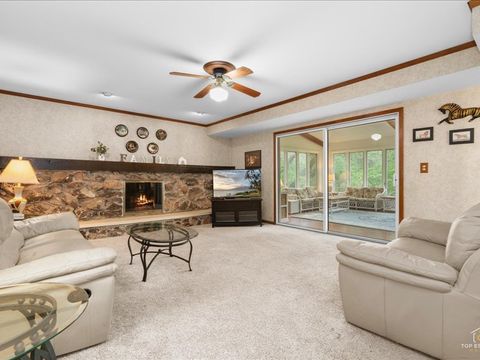 Tiny photo for 6531 Midhurst Road, Downers Grove, IL 60516 (MLS # 12609814)