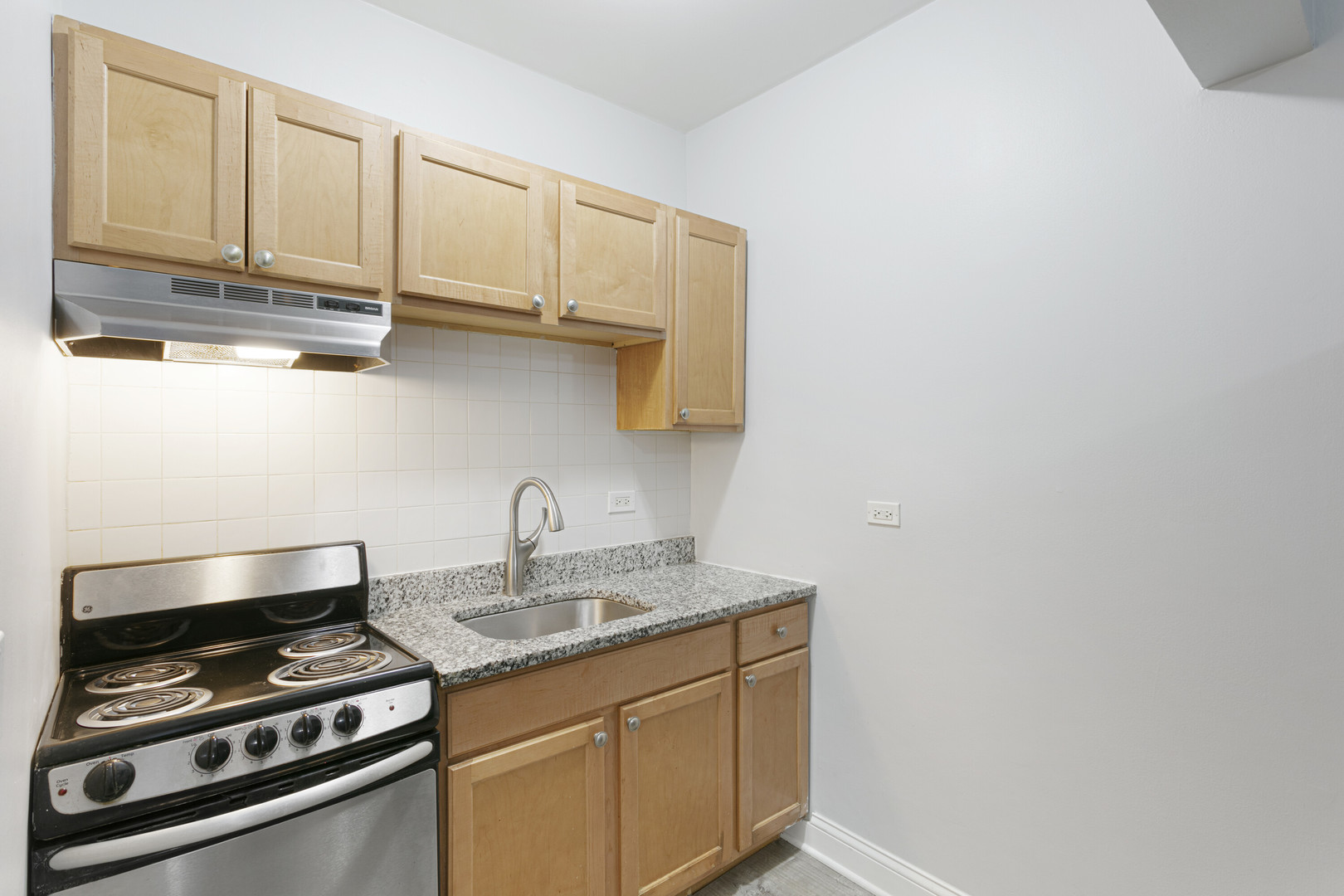 1456 W Fargo Avenue 104