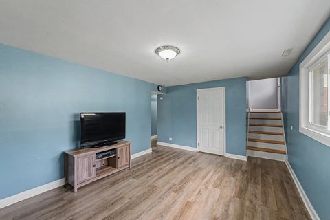 Tiny photo for 449 S Bennett Avenue, Palatine, IL 60067 (MLS # 12672897)