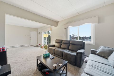 Tiny photo for 940 N Rohlwing Road #201A, Addison, IL 60101 (MLS # 12632567)
