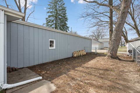 Tiny photo for 2052 37th Street, Rock Island, IL 61201 (MLS # 12601618)