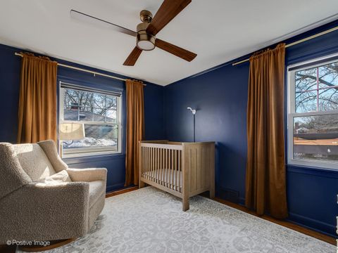 Tiny photo for 740 S Ashland Avenue, La Grange, IL 60525 (MLS # 12569513)