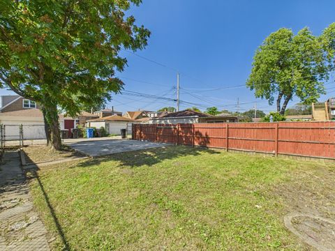 Tiny photo for 9832 S Calumet Avenue, Chicago, IL 60628 (MLS # 12491374)