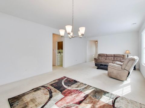 Tiny photo for 2594 Venetian Lane, Elgin, IL 60124 (MLS # 12549528)