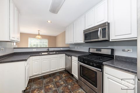 Tiny photo for 2330 Twilight Drive, Aurora, IL 60503 (MLS # 12480212)