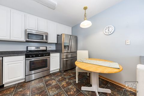 Tiny photo for 2330 Twilight Drive, Aurora, IL 60503 (MLS # 12480212)