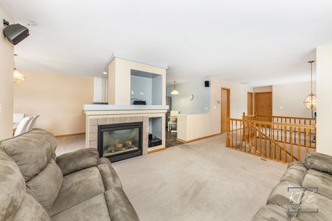 Tiny photo for 2330 Twilight Drive, Aurora, IL 60503 (MLS # 12480212)