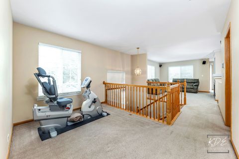 Tiny photo for 2330 Twilight Drive, Aurora, IL 60503 (MLS # 12480212)