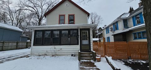 520 N County Street, Waukegan, IL 60085 - #: 12559262