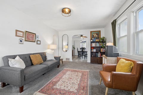 Tiny photo for 1215 W Jefferson Street, Joliet, IL 60435 (MLS # 12681326)