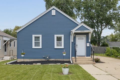 Photo of 1215 W Jefferson Street, Joliet, IL 60435 (MLS # 12681326)
