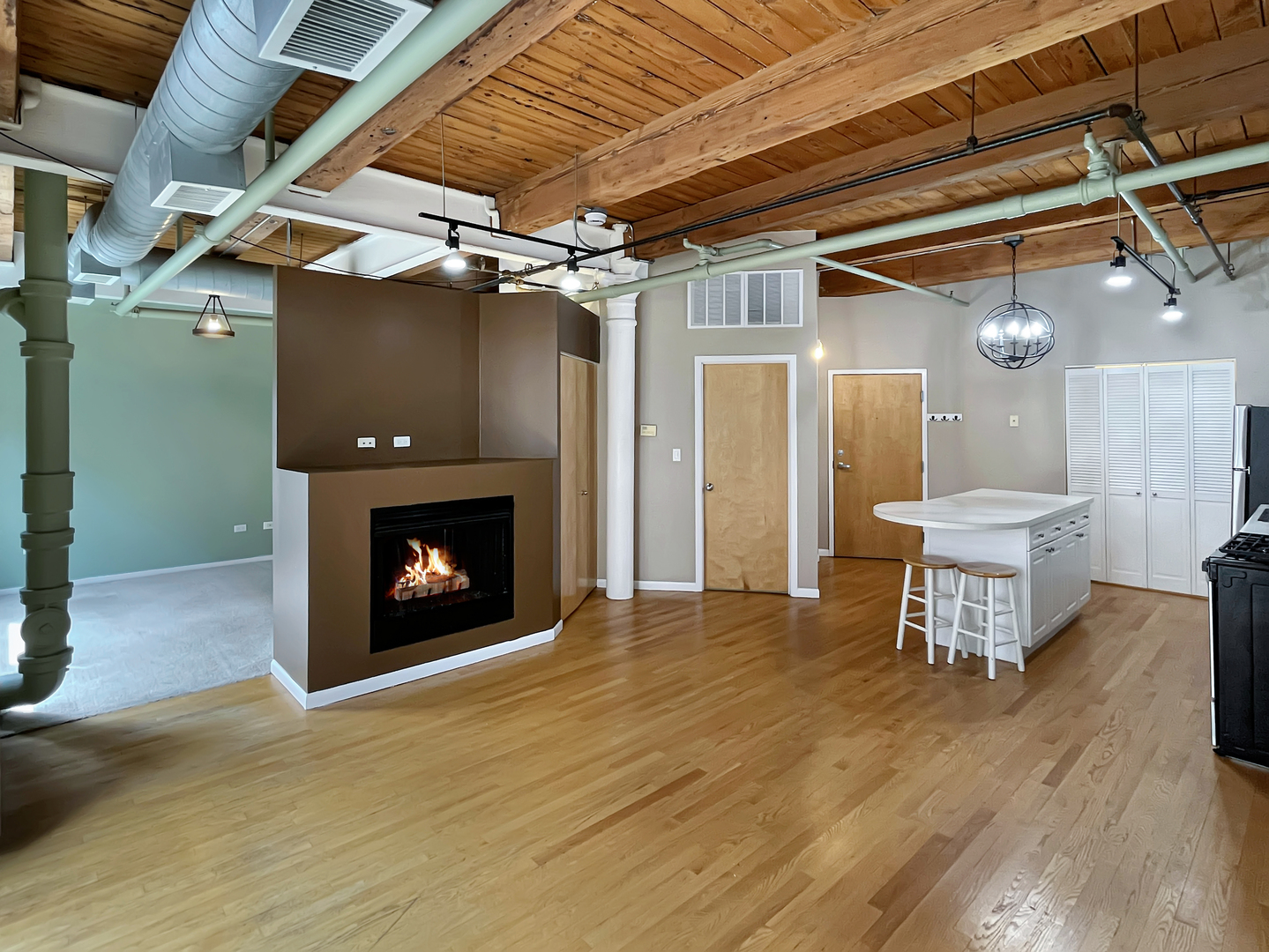 420 S Clinton Street 416A