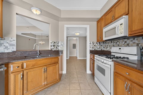 Tiny photo for 6675 S Cass Avenue #4C, Westmont, IL 60559 (MLS # 12782131)