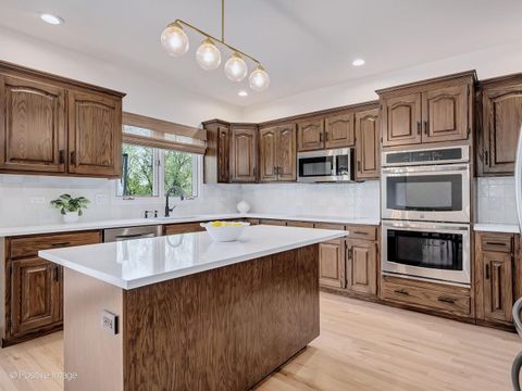 Tiny photo for 6437 Davane Court, Downers Grove, IL 60516 (MLS # 12624488)