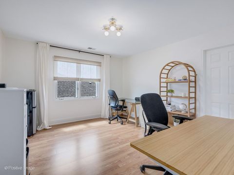 Tiny photo for 6437 Davane Court, Downers Grove, IL 60516 (MLS # 12624488)