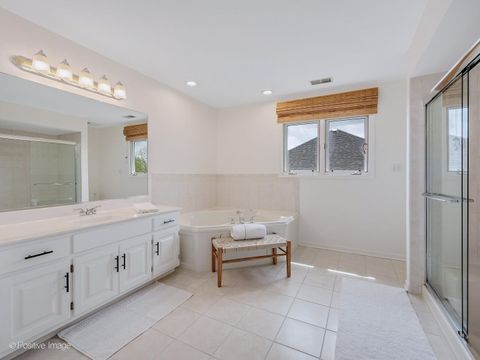 Tiny photo for 6437 Davane Court, Downers Grove, IL 60516 (MLS # 12624488)