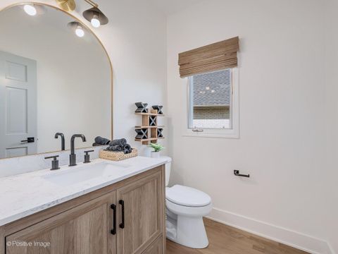 Tiny photo for 6437 Davane Court, Downers Grove, IL 60516 (MLS # 12624488)