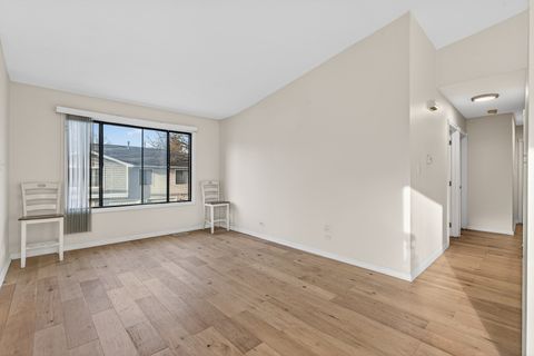 Tiny photo for 455 Kennedy Place, Vernon Hills, IL 60061 (MLS # 12536267)