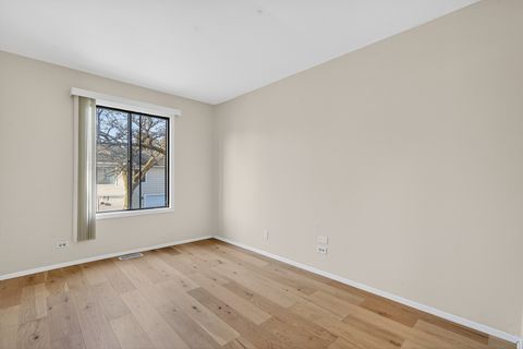 Tiny photo for 455 Kennedy Place, Vernon Hills, IL 60061 (MLS # 12536267)