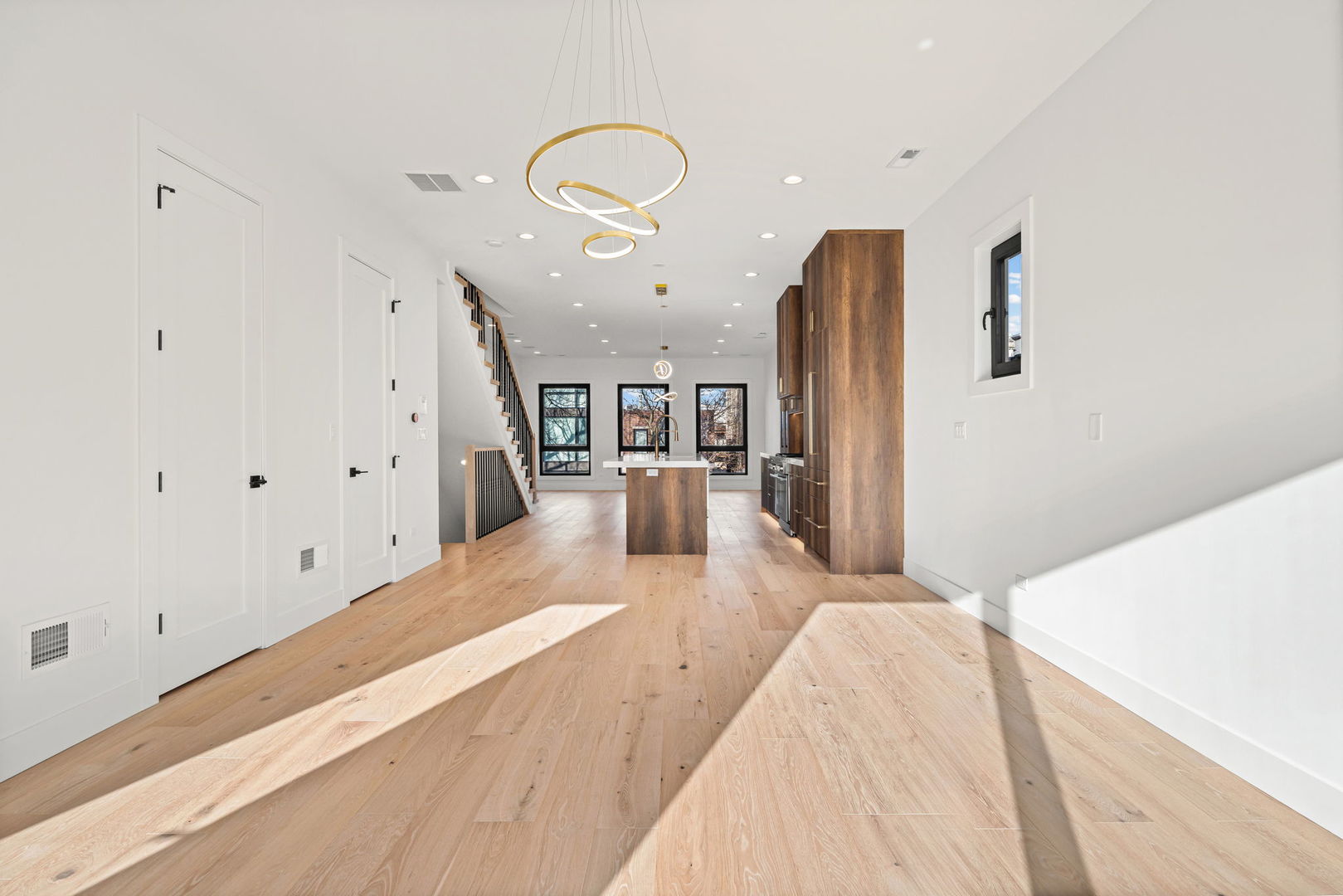 2341 W BELDEN Avenue 2