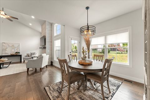 Tiny photo for 1616 Kassen Avenue, Mahomet, IL 61853 (MLS # 12608162)