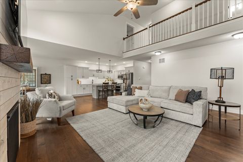 Tiny photo for 1616 Kassen Avenue, Mahomet, IL 61853 (MLS # 12608162)