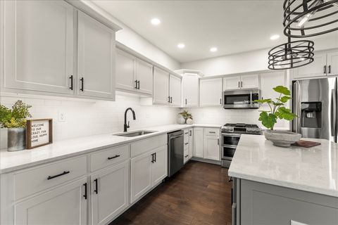 Tiny photo for 1616 Kassen Avenue, Mahomet, IL 61853 (MLS # 12608162)