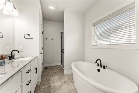 Tiny photo for 1616 Kassen Avenue, Mahomet, IL 61853 (MLS # 12608162)