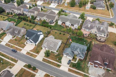 Tiny photo for 1616 Kassen Avenue, Mahomet, IL 61853 (MLS # 12608162)