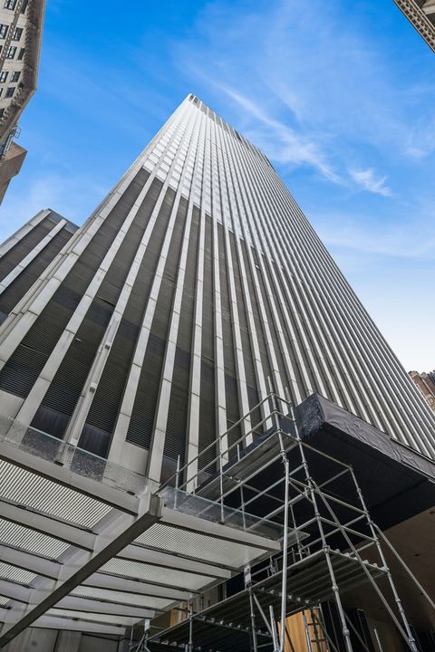 65 E Monroe Street 4605 Chicago IL 60603