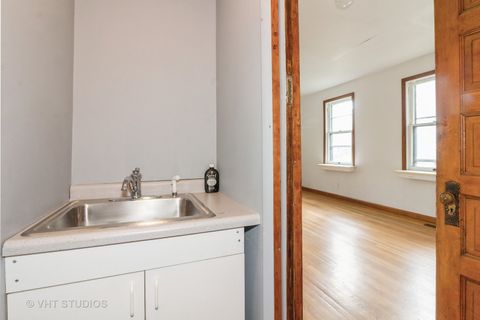 Tiny photo for 300 N River Road, Naperville, IL 60540 (MLS # 12471087)