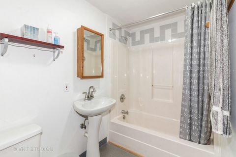 Tiny photo for 300 N River Road, Naperville, IL 60540 (MLS # 12471087)