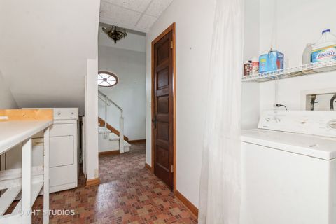 Tiny photo for 300 N River Road, Naperville, IL 60540 (MLS # 12471087)