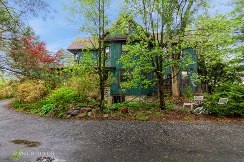 Tiny photo for 300 N River Road, Naperville, IL 60540 (MLS # 12471087)