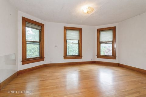 Tiny photo for 300 N River Road, Naperville, IL 60540 (MLS # 12471087)
