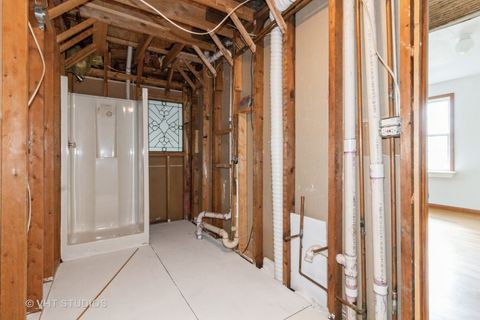 Tiny photo for 300 N River Road, Naperville, IL 60540 (MLS # 12471087)