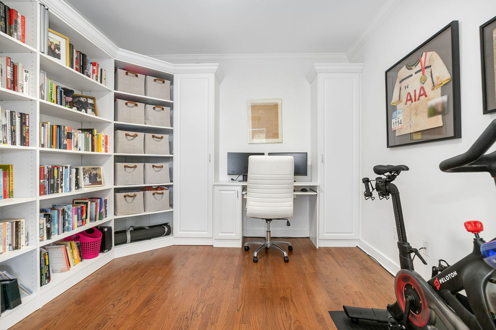 Chicago, Illinois 60647, United States, 3 Bedrooms Bedrooms, ,2 BathroomsBathrooms,Residential,Active,219833