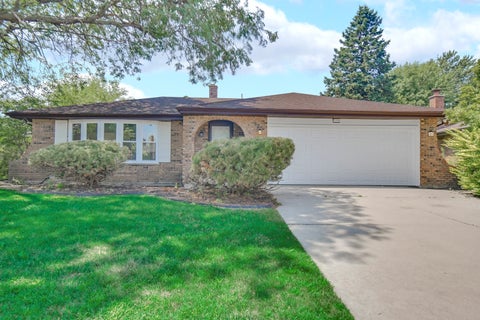 Tiny photo for 15606 Hollyhock Court, Orland Park, IL 60462 (MLS # 12774291)
